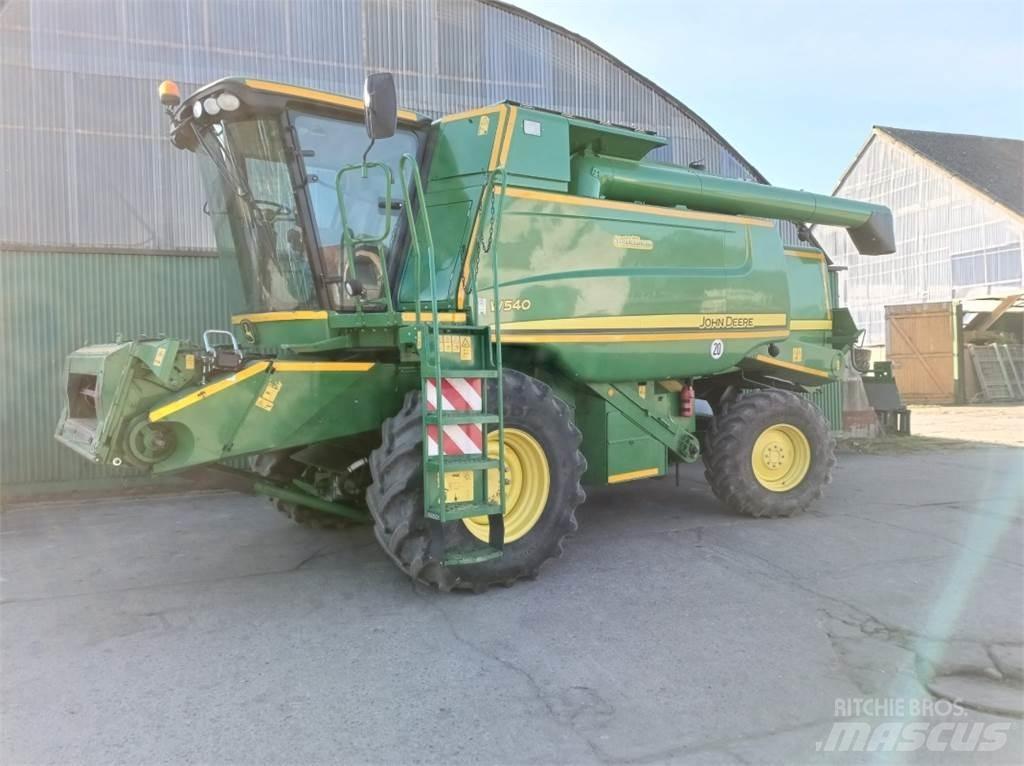 John Deere W540 Maaidorsmachines