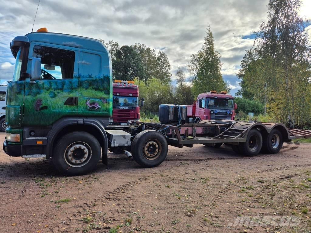 Scania R 124 Vrachtwagens voor bosbouwmachines