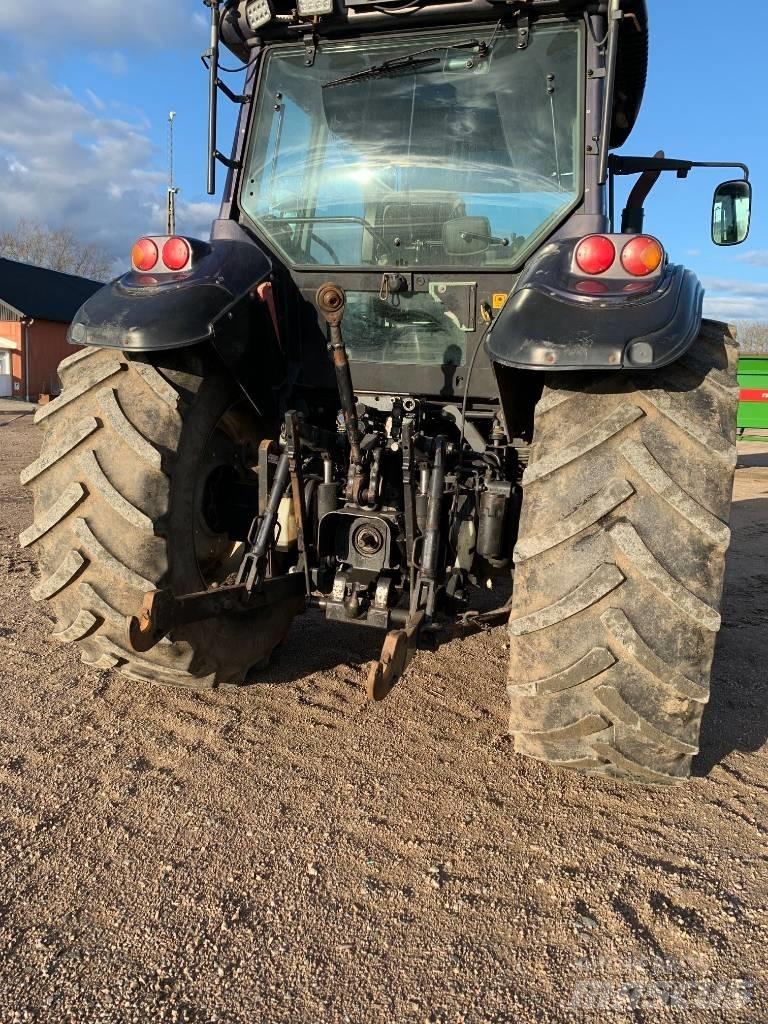 Valtra T 160 Tractoren