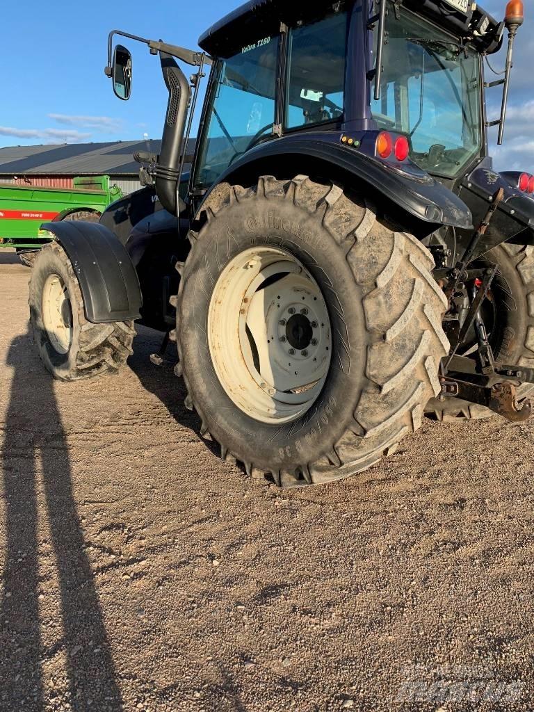 Valtra T 160 Tractoren