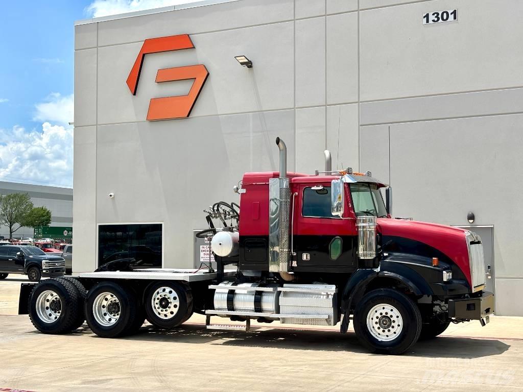 Western Star 4900 Trekkers