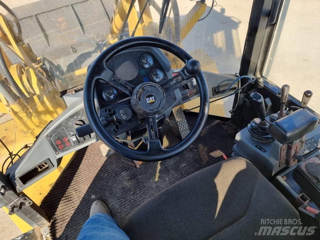 CAT IT 28 G Wielladers