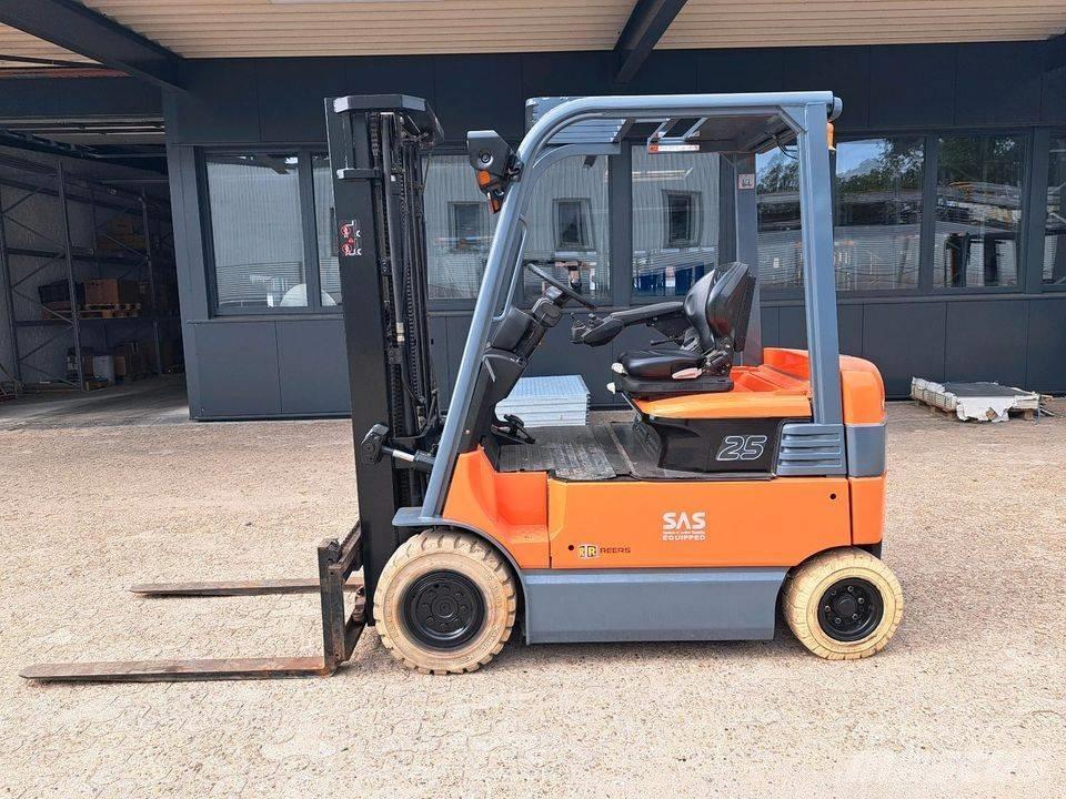 Toyota 7FBMF25 Bouw - Overige