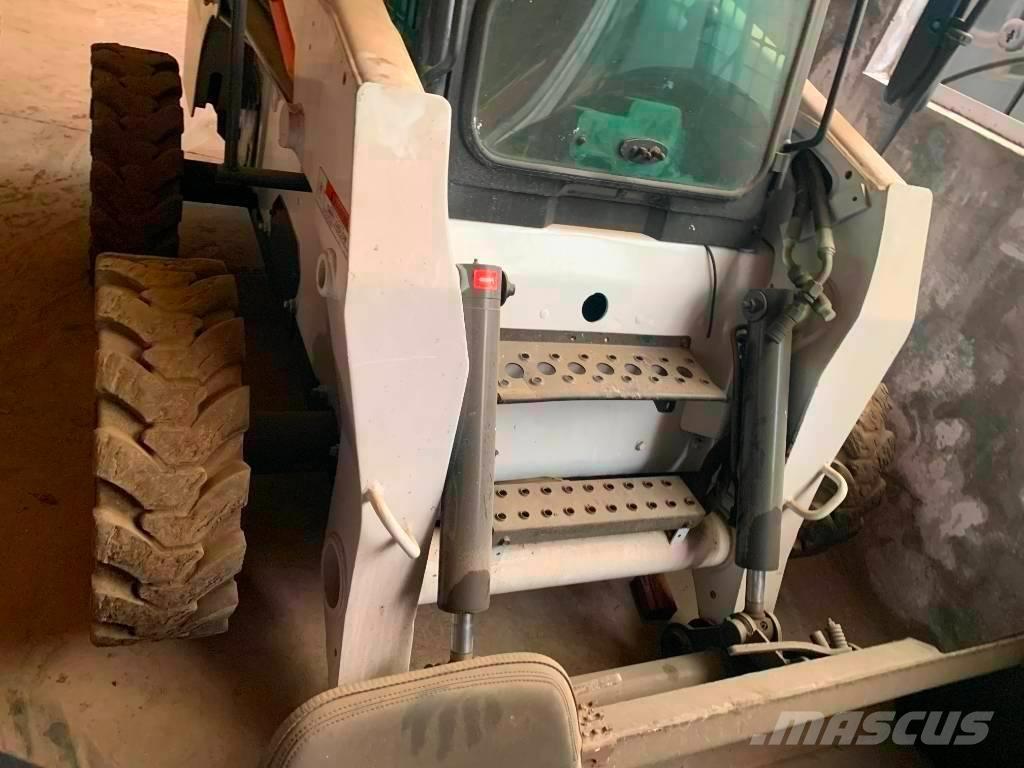 Bobcat S 300 Schrankladers