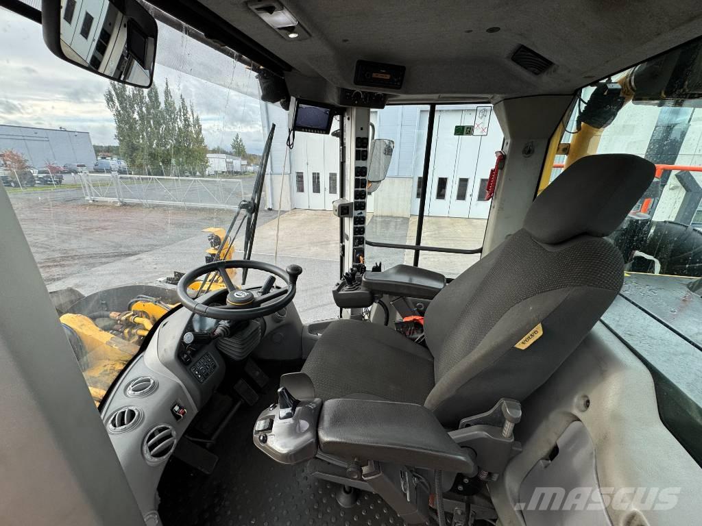 Volvo L 260 H Wielladers