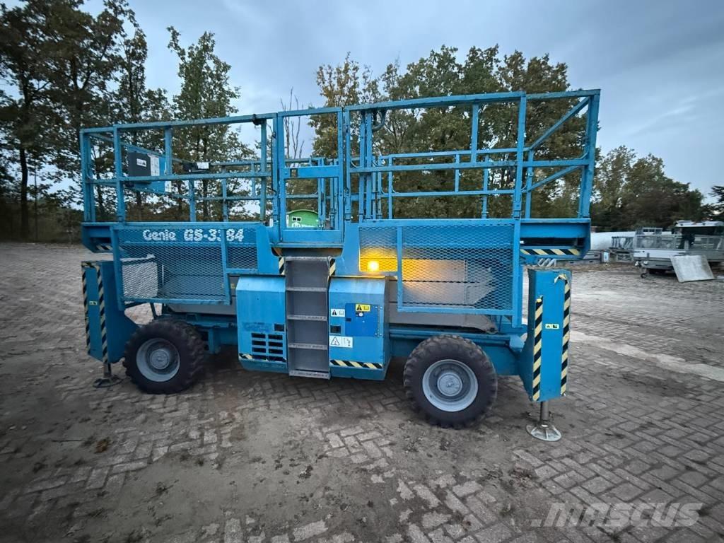 Genie GS 3384 RT Schaarhoogwerkers