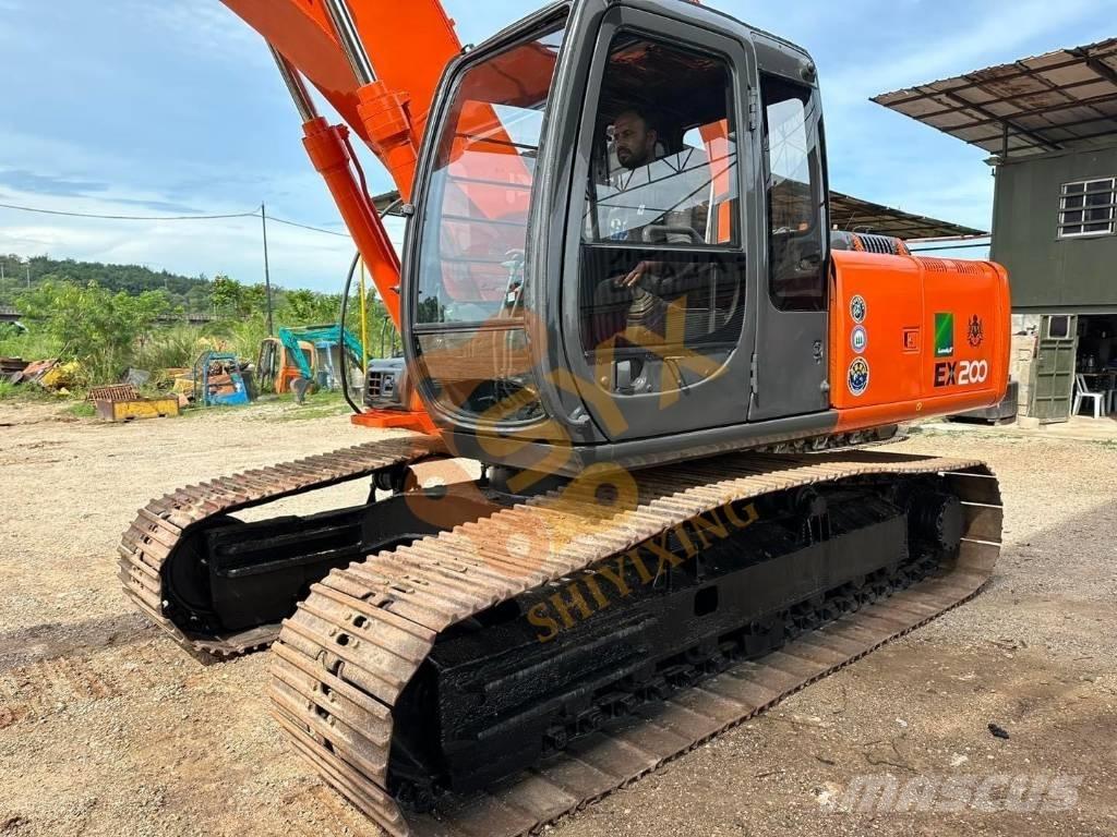 Hitachi EX 200 Rupsgraafmachines