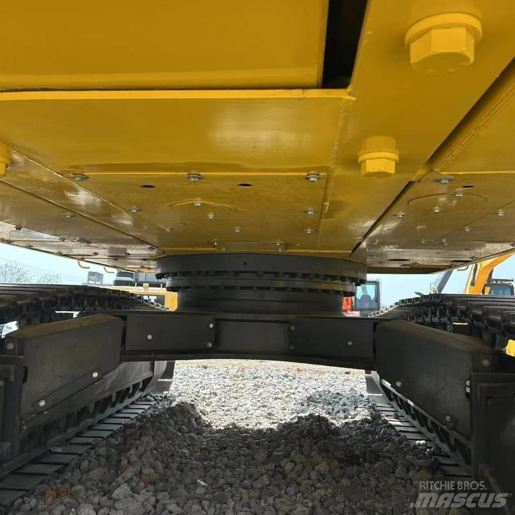 Komatsu 450-8 Rupsgraafmachines