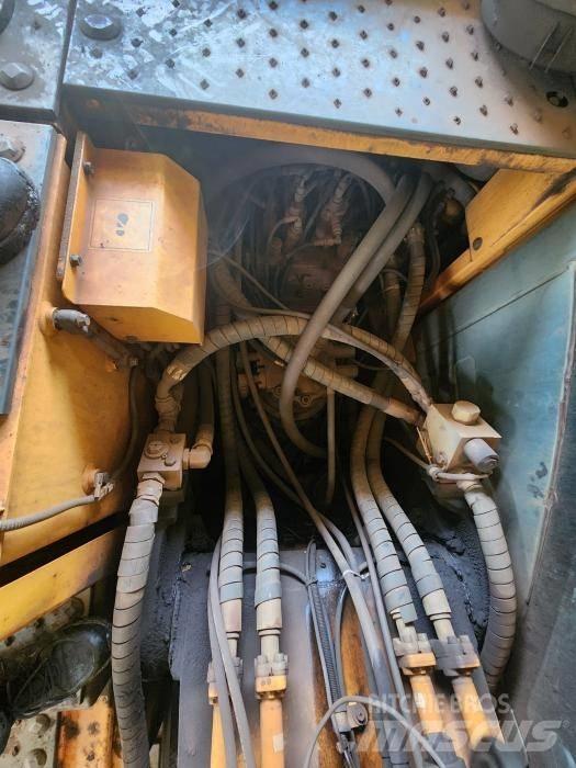 Hyundai HW210 Wielgraafmachines