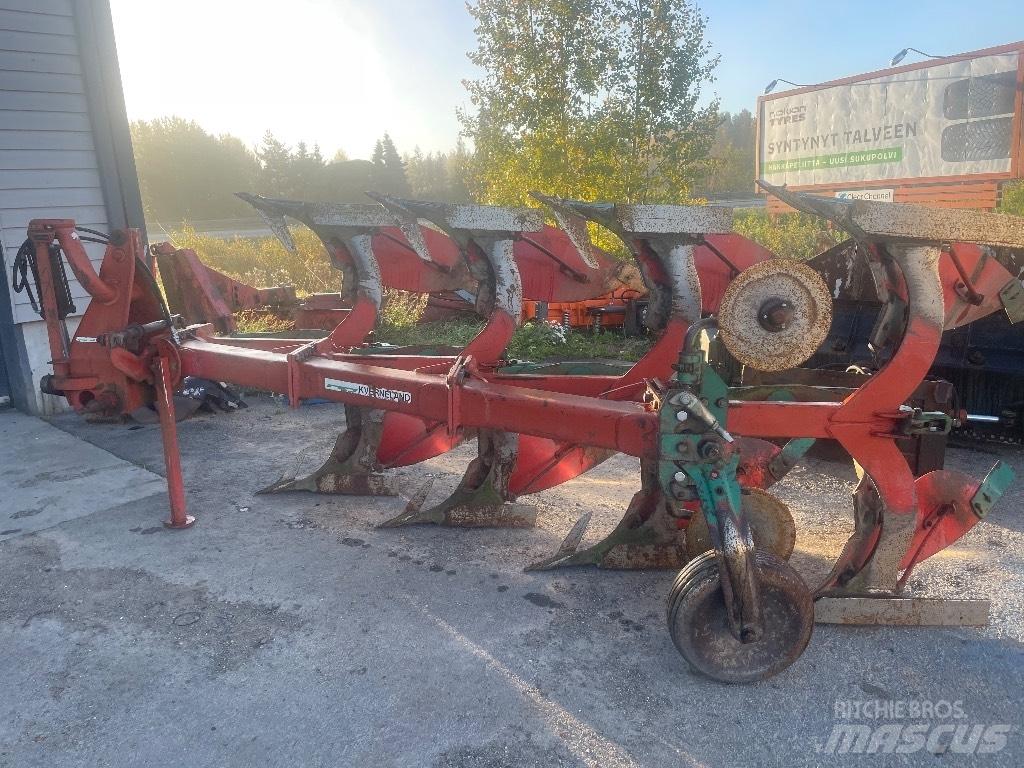 Kverneland E160-4 Wentelploegen