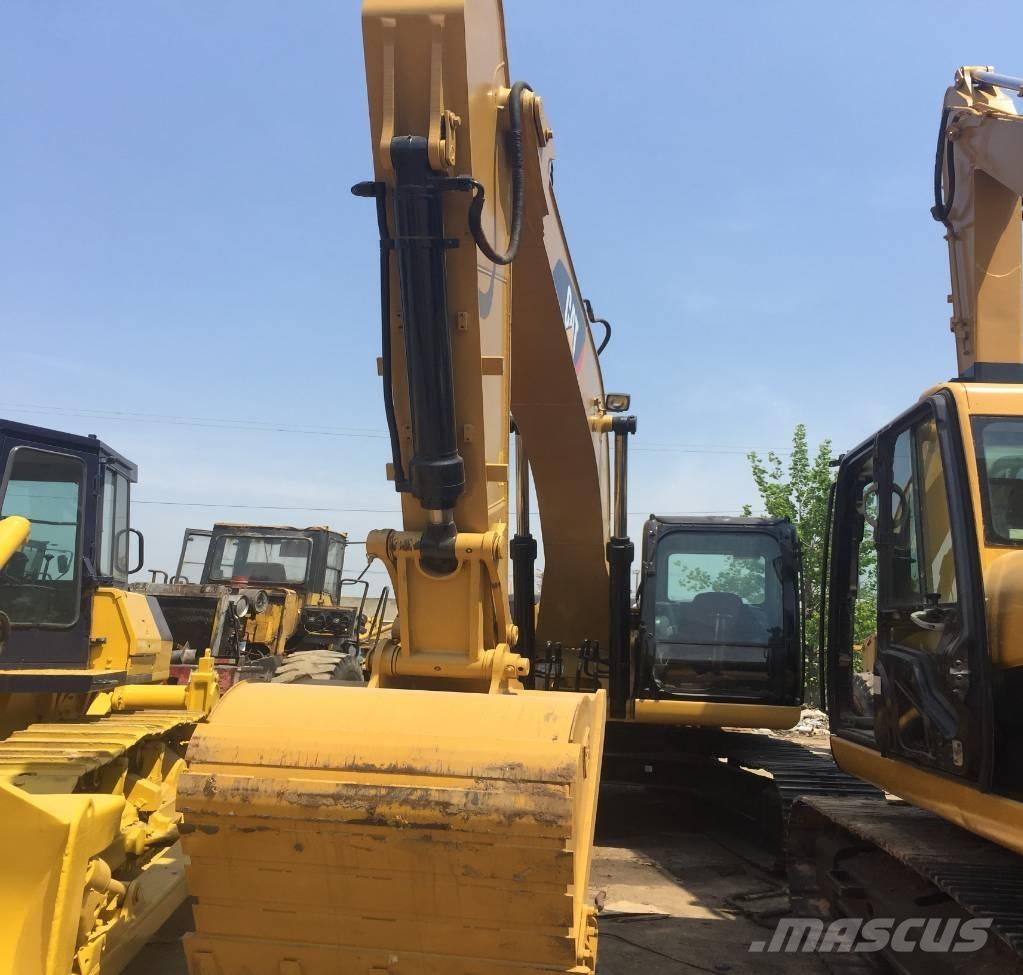 CAT 320 D Rupsgraafmachines