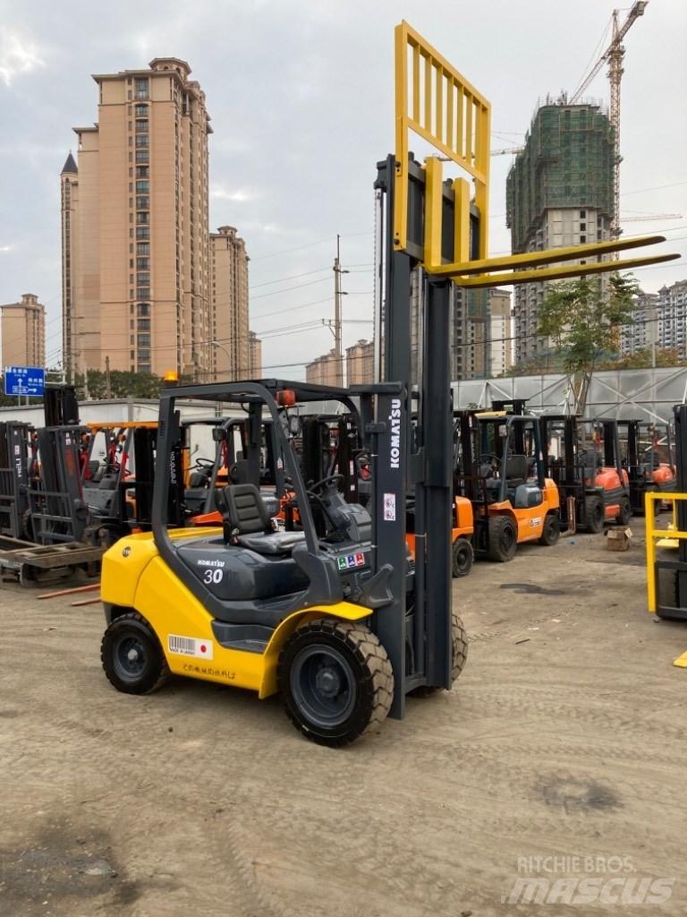 Komatsu FD30T-16 Diesel heftrucks