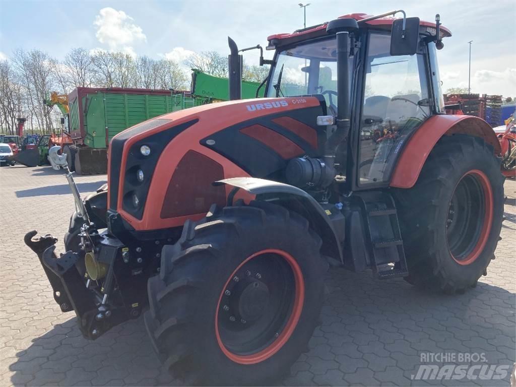 Ursus C-3150 Tractoren