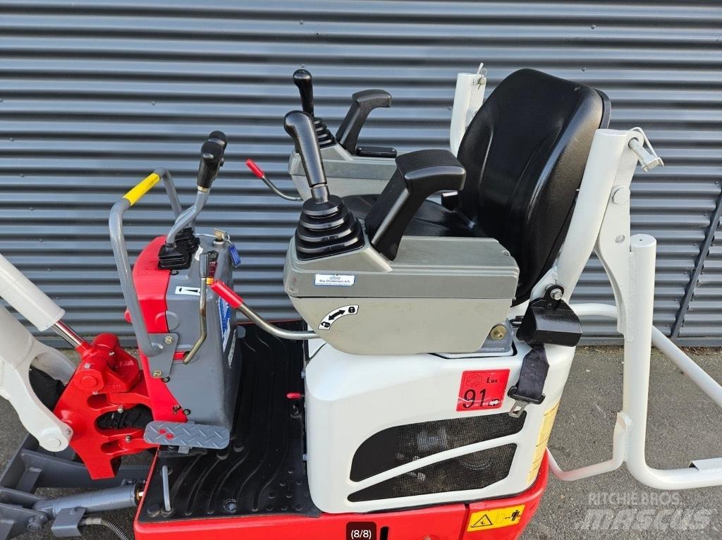 Takeuchi TB 210 R Minigraafmachines < 7t