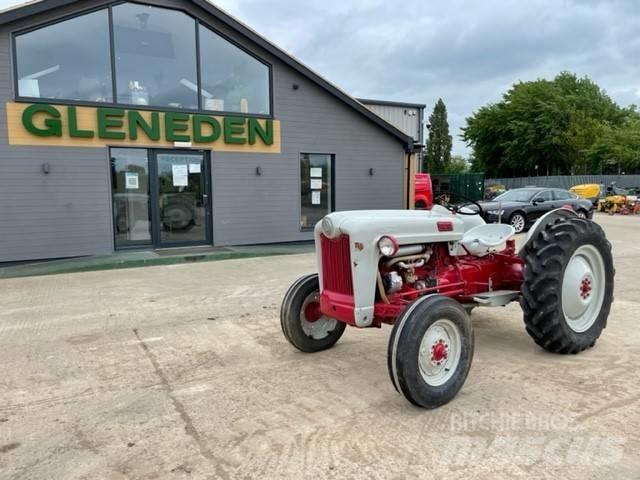 Ford GOLDEN JUBILEE Tractoren