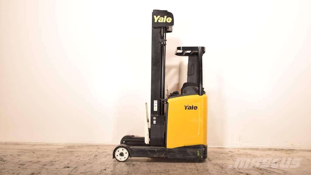 Yale MR14 Reachtruck voor hoog niveau