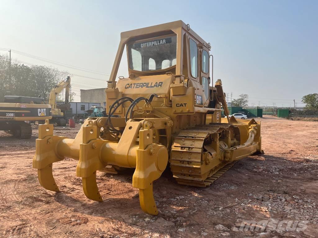 CAT D7G Rupsdozers