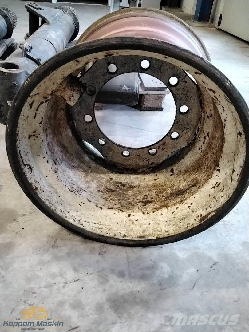 Bruun 7610 20x22,5 Banden, wielen en velgen