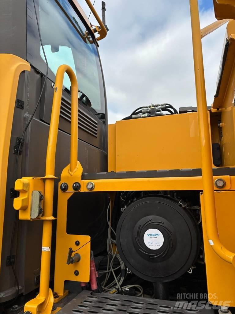 Volvo EW 180 D Wielgraafmachines