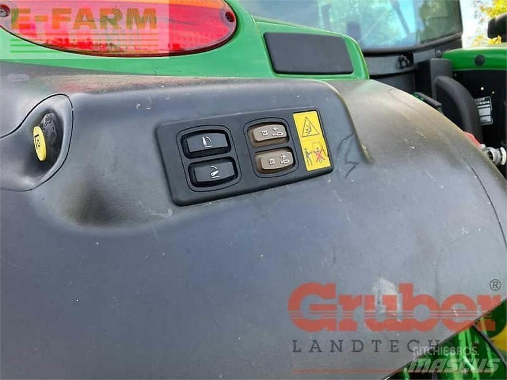 John Deere 6130 r Tractoren