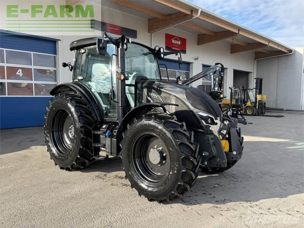 Valtra a 115 Tractoren
