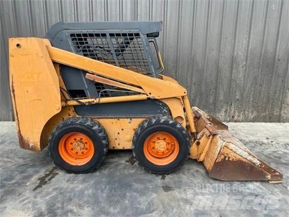 CASE 40XT Schrankladers