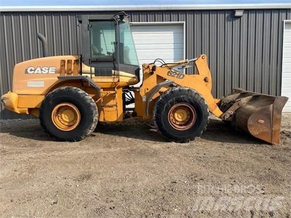 CASE 621D Wielladers