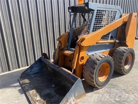 CASE 70XT Schrankladers