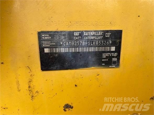 CAT 257B Schrankladers