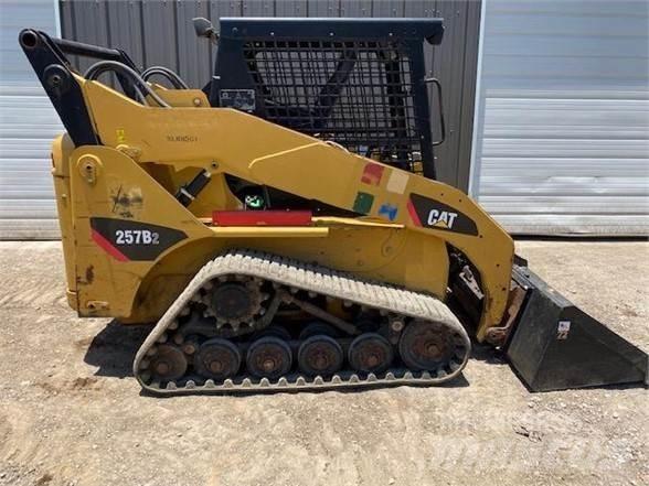 CAT 257B2 Schrankladers