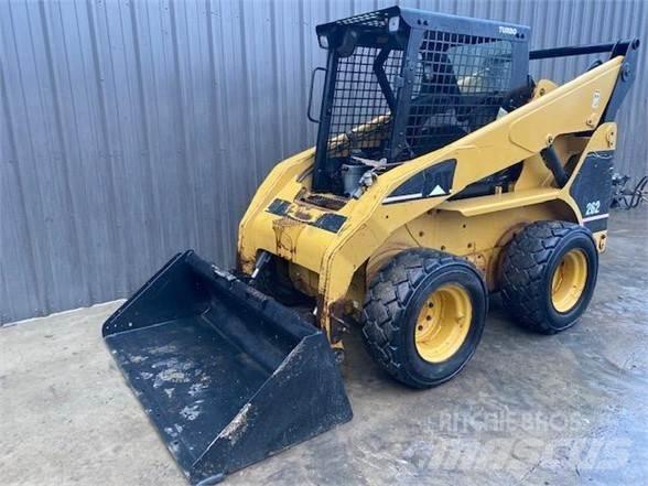 CAT 262 Schrankladers