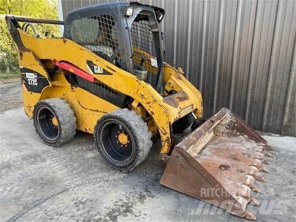 CAT 272C Schrankladers