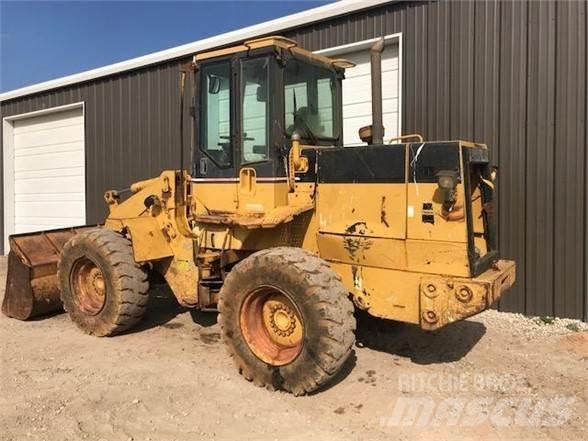 CAT 918F Wielladers