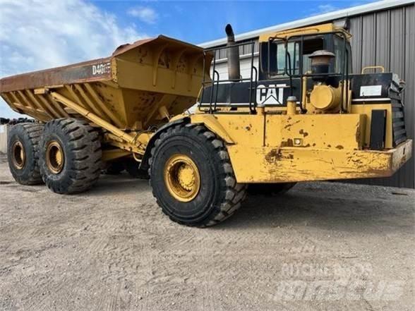 CAT D400E Knik dumptrucks