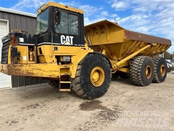 CAT D400E Knik dumptrucks