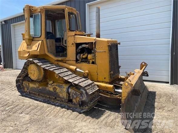 CAT D4H Rupsdozers