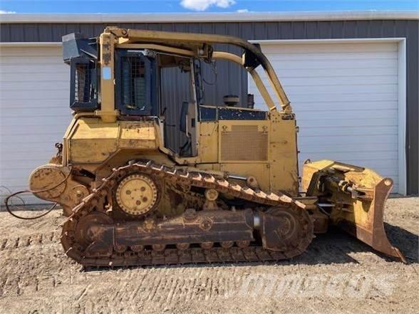 CAT D5M XL Rupsdozers