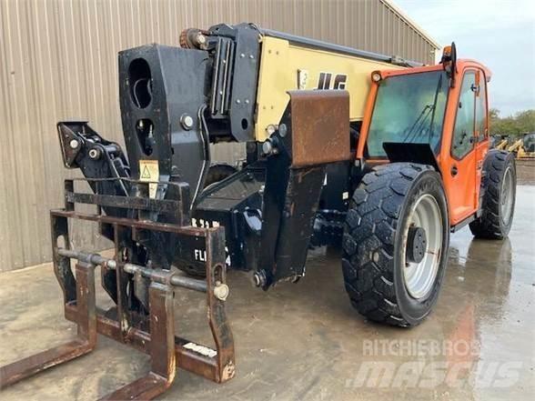 JLG 1055 Verreikers