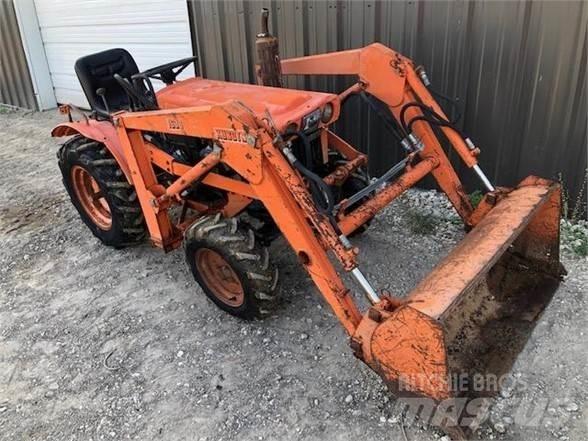 Kubota B7100 Tractoren