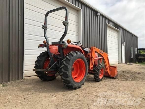 Kubota L3200 Tractoren