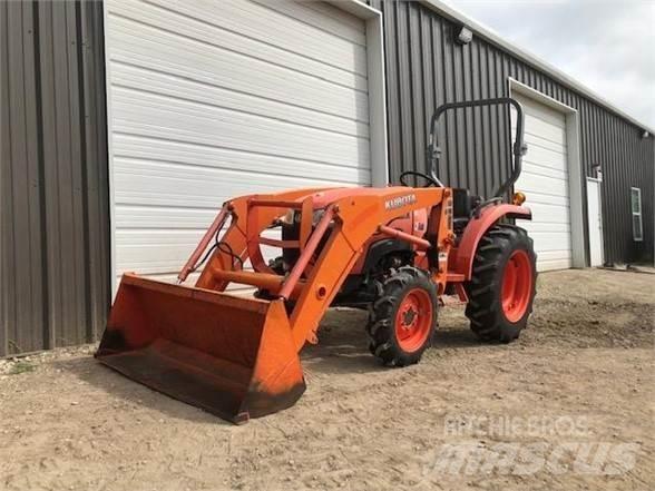 Kubota L3200 Tractoren