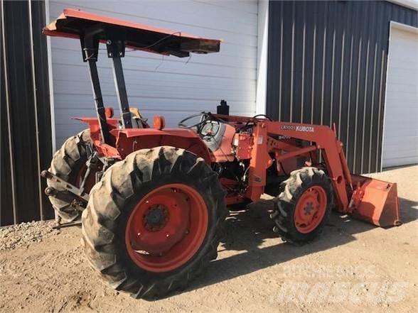 Kubota M4700 Tractoren