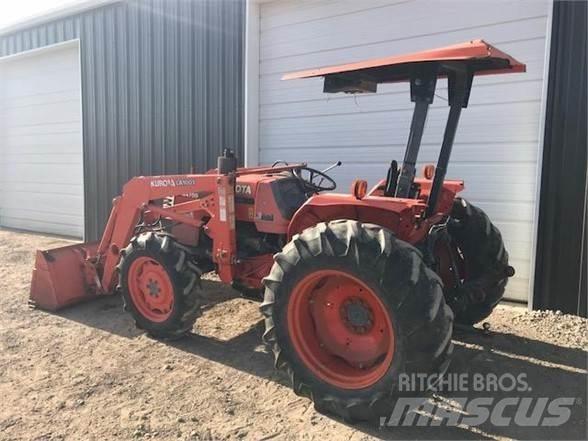 Kubota M4700 Tractoren