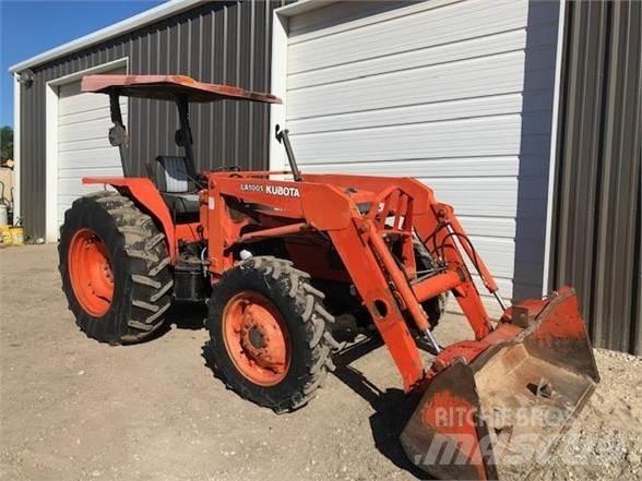 Kubota M6800 Tractoren