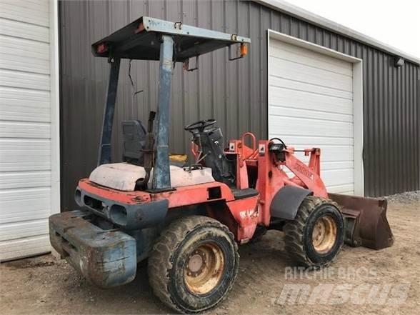 Kubota R420 Wielladers