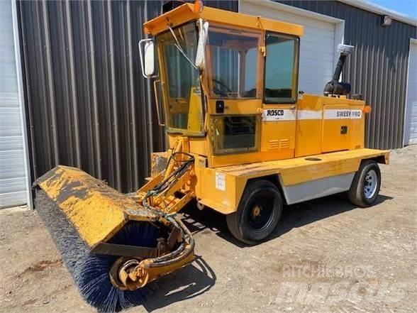 Rosco 4820 Veegmachines