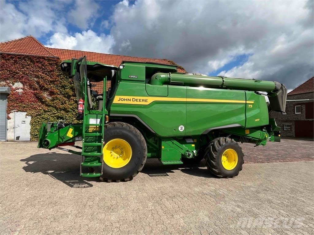 John Deere T5 600 Maaidorsmachines
