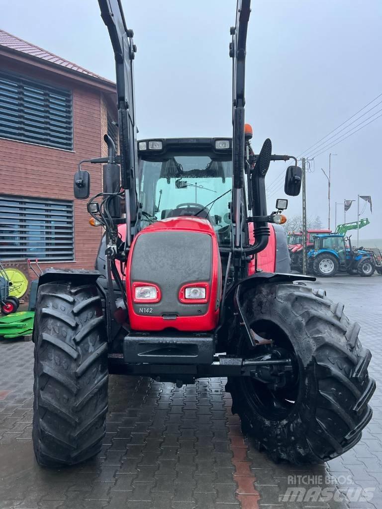 Valtra N 142 Tractoren