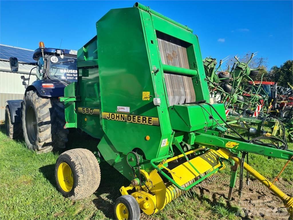 John Deere 590 Ronde-balenpersen