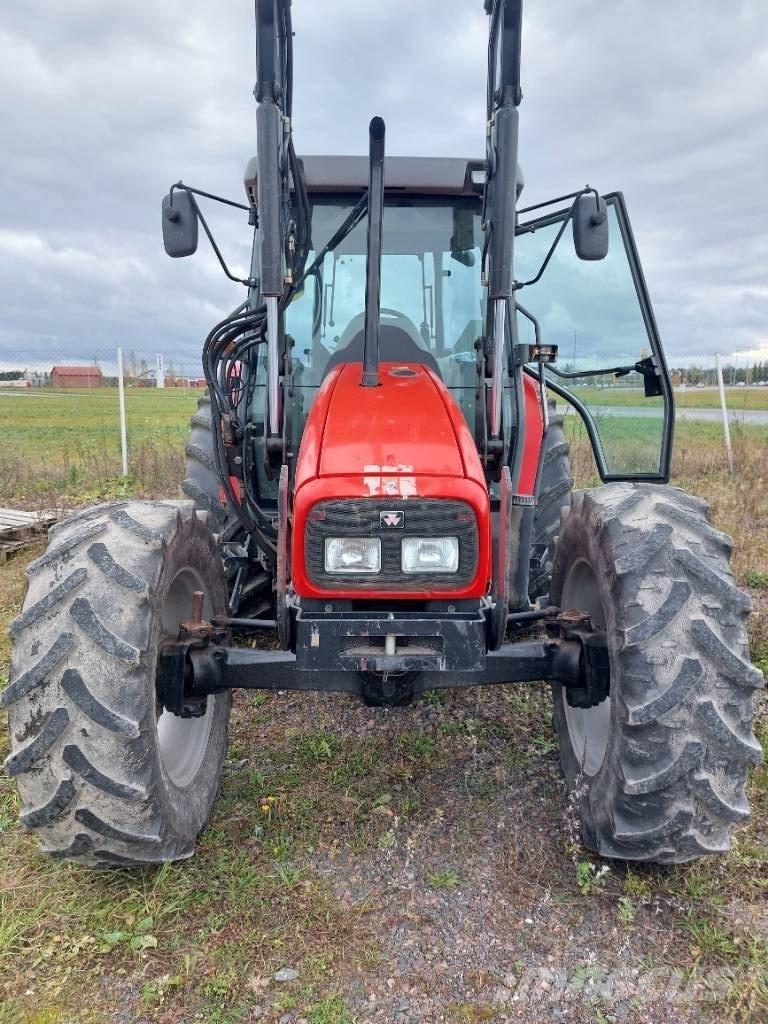 Massey Ferguson 4255 Tractoren